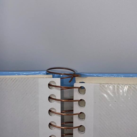 Disney Winnie The Pooh Honey Pot and Bees Photo Album Spiral Bound - Picture 7 of 14